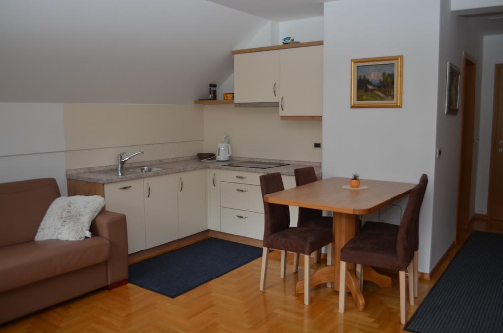 Apartment Brumec Bohinj Exteriör bild